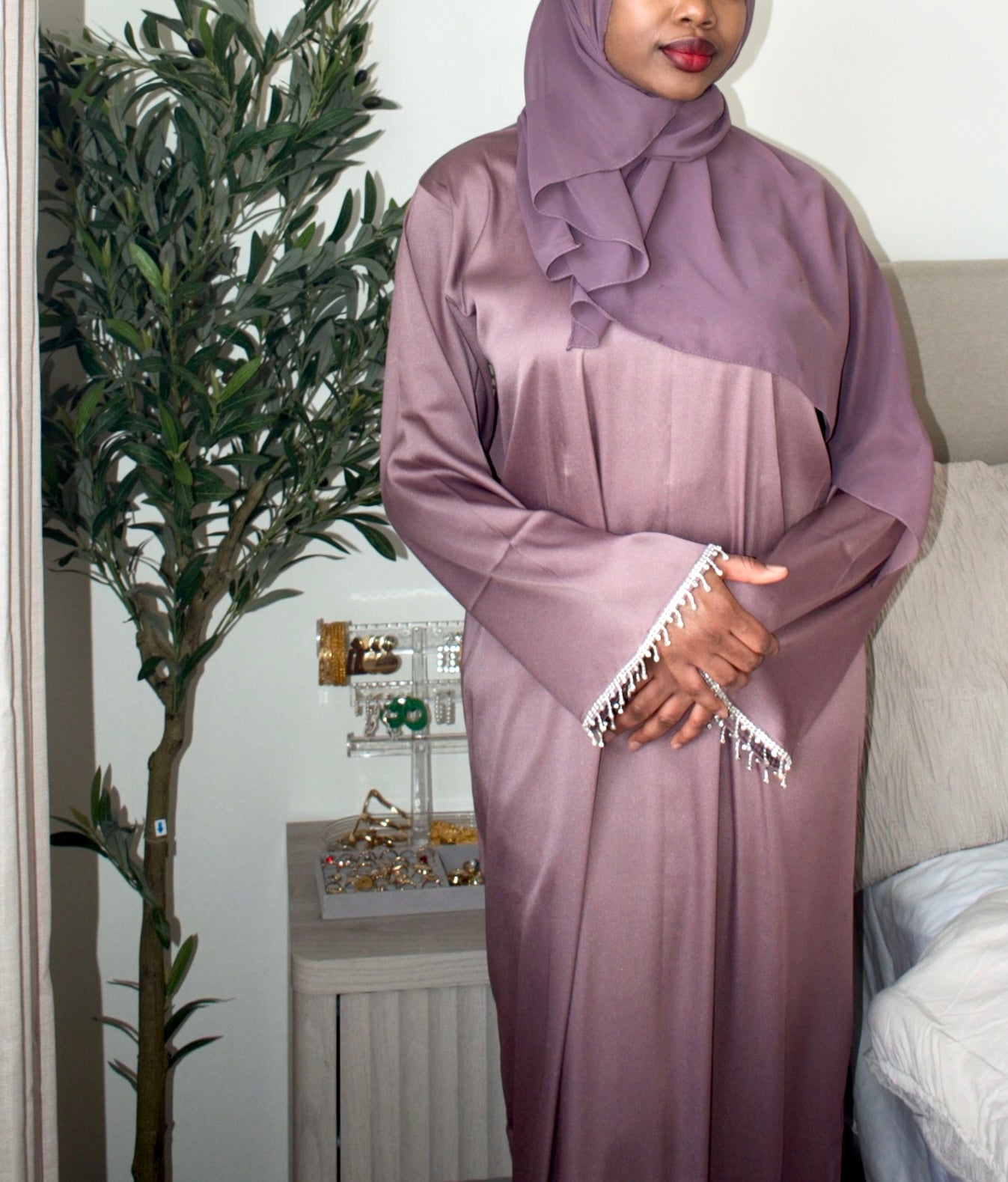 Ayla Crystal-Cuff Abaya (Purple)