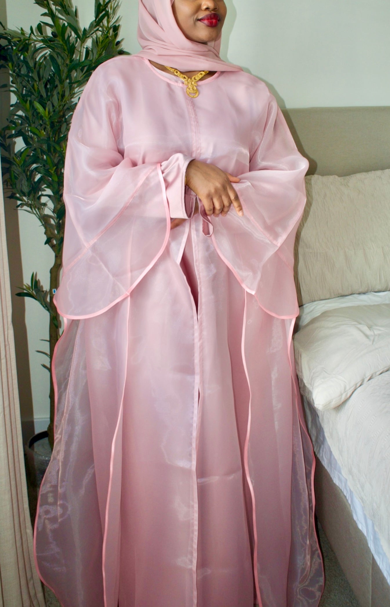 Aira Split Abaya Set — Blush Pink