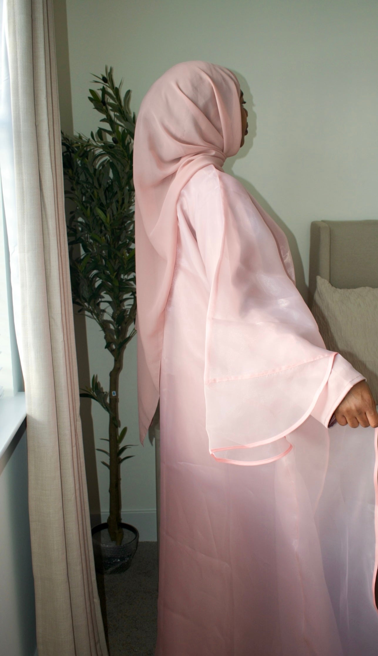 Aira Split Abaya Set — Blush Pink