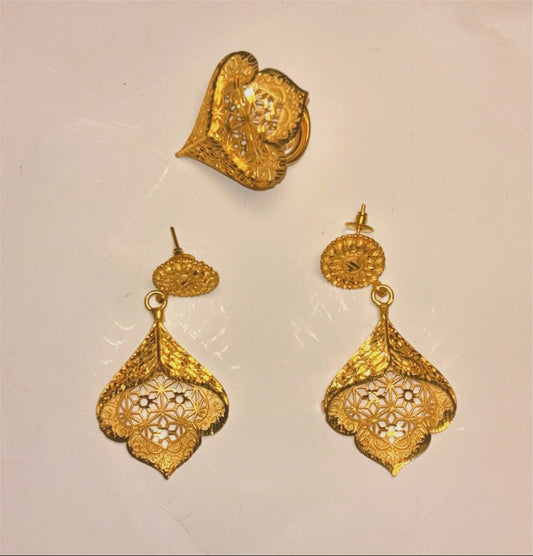 Raya Earrings